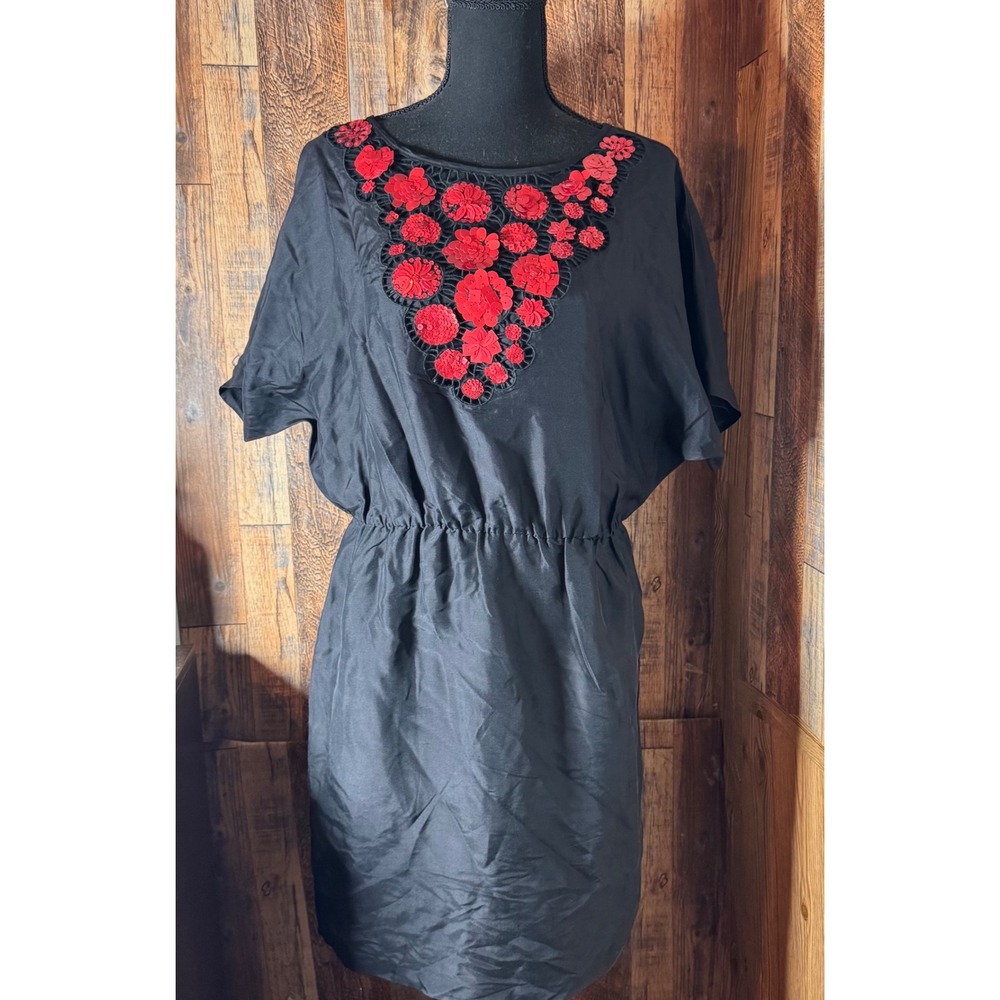 Trina Turk Los Angeles Black Dress Red Floral‎ Sequin Embellished Size 6